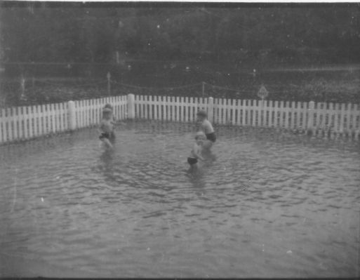 maw36.jpg
This is a John Porter photo taken in the late 1930s of his children playing in the lake at Hungry Mother State Park.
