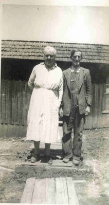 McClure?  - Mystery Couple.
The third is the mystery....aside from the date of 1947 on the back, I just about have pulled my hair all out on this one....  If anyone has any clues to the identiy of these pople, please contact the following;  Courtesy of Steve and Tonja Neaves Seivwright [email]seivwright@zoominternet.net[/email]
