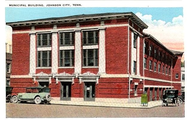 municipalbldg.jpg
This is from a 1916-1917 postcard.
