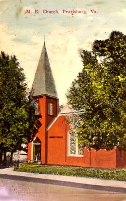 Pearisburg - Pearisburg Methodist Episcopal Church
This is a 1910 color postcard.
