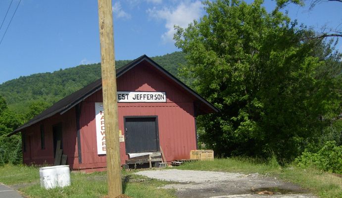 West Jefferson - Railroad Depot
Photo by Jeff Weaver June 4, 2007.
