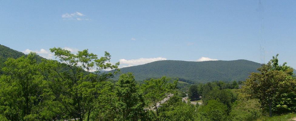 Jefferson - Bluff Mountain
Photo taken from the parking lot of Ashe Memorial Hospital looking west on June 6, 2007 by Jeff Weaver.
