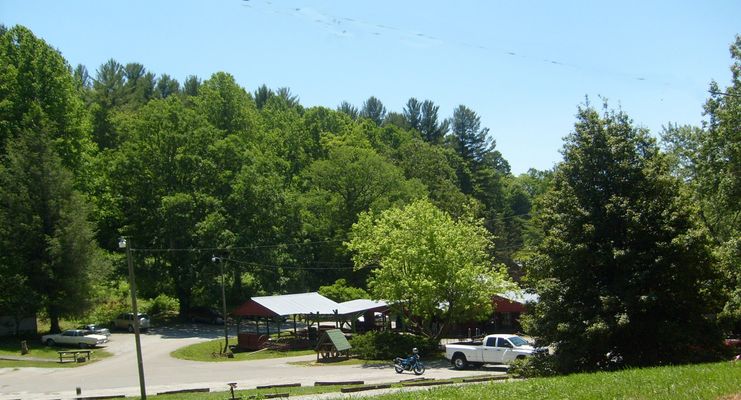 Crumpler - Shatley Springs
Famous for their family style meals, you can read more about Shatley Springs [url=http://www.shatleysprings.com/]here[/url].  Photo June 6, 2007 by Jeff Weaver
