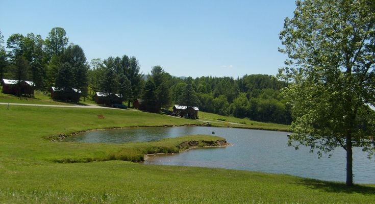 Crumpler - J & B's Trout Pond
This pond is on the grounds of Shatley Springs restaurant. Photo by Jeff Weaver, June 6, 2007.
