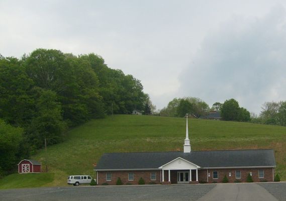 Jefferson - Mount Jefferson Baptist Church
Photo by Jeff Weaver, May 16, 2007.
