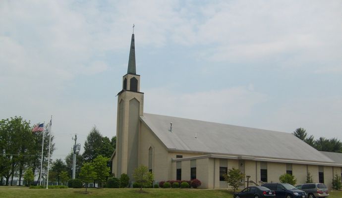 Abingdon - Pleasant View United Methodist Church
You may explore the church's website [url=http://www.pleasantviewumc.com/]here[/url]  Photo by Jeff Weaver, May 23, 2007.
