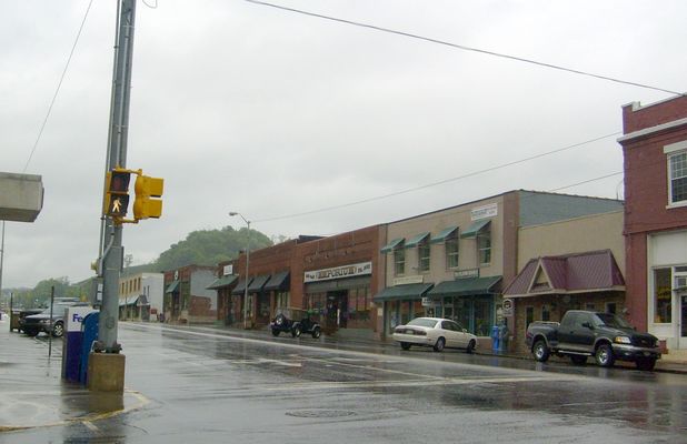 West Jefferson - Main Street
This photo was taken on a rainy Sunday Morning on June 3, 2007 by Jeff Weaver.  [url=http://www.townofwj.com/]The town's website is here[/url].
