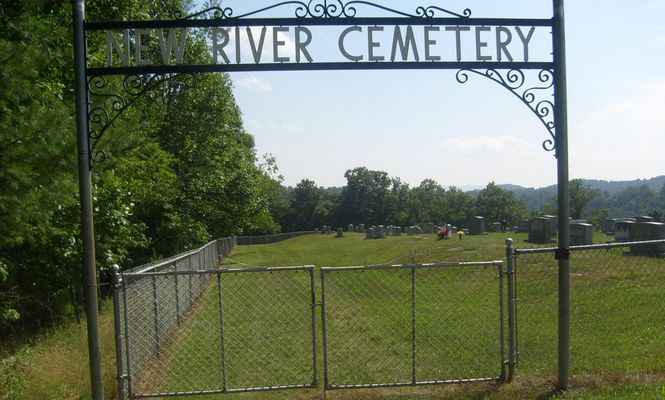 pics 298.jpg
This is a general view of the cemetery, which was established about 1915, when Nathan Phipps was buried here.  Photo July 18, 2007 by Jeff Weaver.
