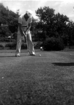 porterSaltvilleGolf.jpg
This is a John Porter photo taken 1937-40 courtesy of Doug Ogle.
