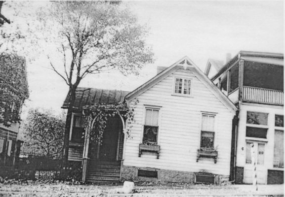 prestonoffice.jpg
This depression era photo shows Francis Preston's Office in Abingdon.  John B. Floyd, governor of Virginia, also used this antebellum structure.
