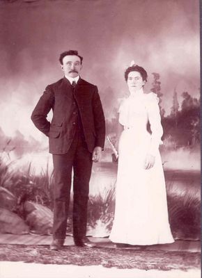 Osborn Wedding
This is a picture of when Rush Floyd "Colonel" Osborn and Virginia Irene Strange Osborn was married at his brother Hoyt Osborn's grove of trees in Madison Co. NE on 4 Jul 1902. Rush Floyd homesteaded about 1897 12 miles north of Mullen, NE. They lived there all their lives. Courtesy of Donna (Collier) Dietrich [email]dietricd@fyi.net[/email]
