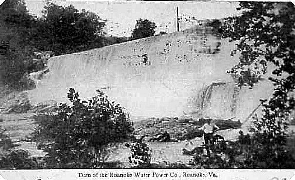 roanokedam1906.jpg
This real photo postcard was created in 1906.
