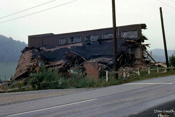 Saltville - Saltville High School Demolition
RAZING OF THE 1925 SALTVILLE HIGH SCHOOL  /  SALTVILLE, VA.  /  JULY 1967

EYE OPENER...THE 1905 SALTVILLE HIGH LASTED 20 YEARS...THE 1925 SALTVILLE HIGH LASTED 32 YEARS...THE PRESENT R. B. WORTHY / NORTHWOOD HIGH IS STILL GOING AT 50 YEARS.  Courtesy of Don Smith [email]dsmith1034@comcast.net[/email]
 

