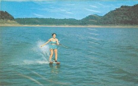 Abingdon - South Holston Lake
This 1960s postcard shows water skiing on South Holston Lake near Abingdon.
