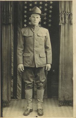 spencervictor.jpg
Victor Franklin Spencer, son of William Troy and Alice Osborne Spencer and husband of Melinda Jane Weaver, in his WW1 uniform.  Courtesy of Eleanor Jo Cox [email]ejcox@naxs.com[/email]

