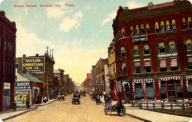 statestreet1910.jpg
This is a circa 1910 postcard view of State Street.
