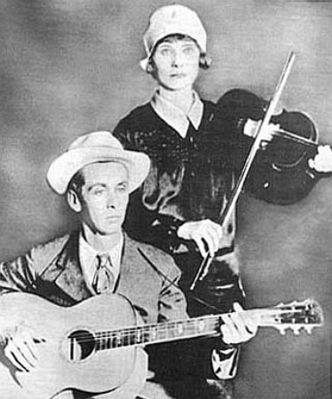 Stoneman, Ernest V. and Hattie Frost Stoneman
Photo from the 1920s shows this early country music duo from Grayson County.
