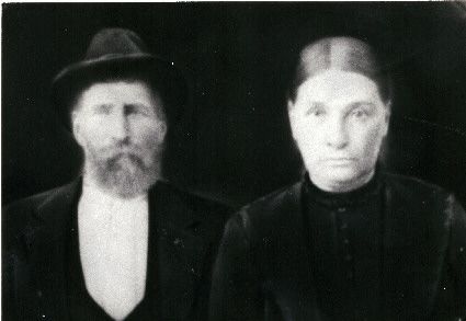 teddersanders.jpg
John Wesley Tedder (1848-1924) and wife Nancy Sanders Tedder (1851-1932).  Photo courtesy of Mary Ann Talbott.
