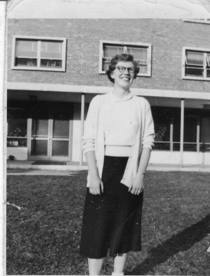 Young, Frances
This photo graph was taken at Virginia-Carolina Hugh School at Grassy Creek.
