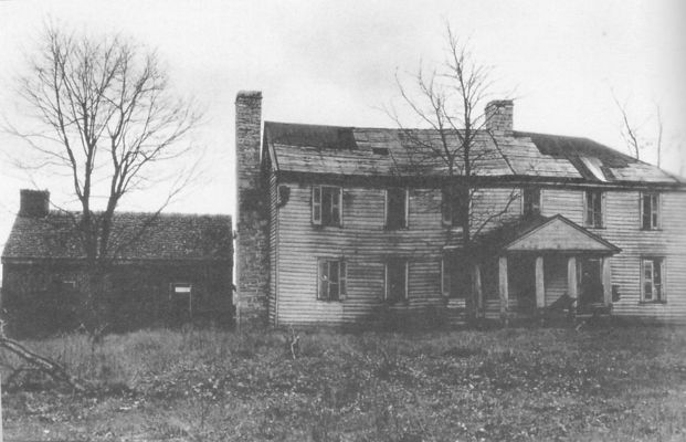 townhousesmall.jpg
This view of the "Town House" is from circa. 1900.
