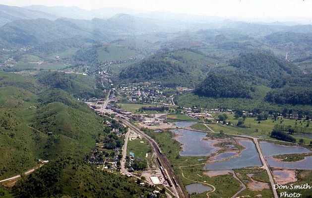 Saltville - Aerial View
This aerial view of Saltville is looking to the northeast.  It was taken in May 1973 by Don Smith [email]dsmith1043@comcast.net[/email]
