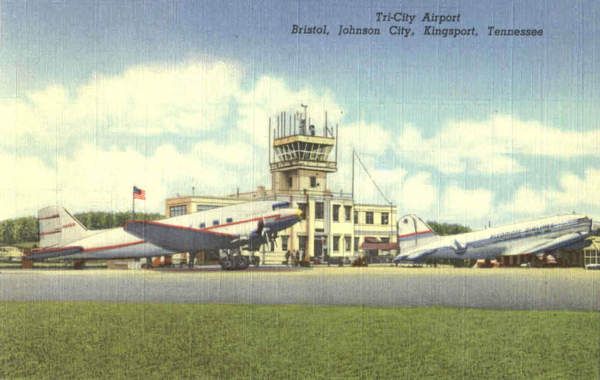 tricitiesairport.jpg
From a 1950s postcard.
