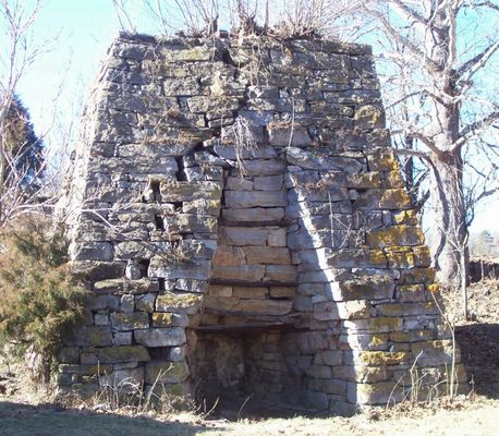 Walton Furnace
Photo by Shawn Dunford, courtesy of David Arnold [email]daviv.arnold@adelphia.net[/email]
