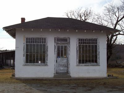 Rural Home - Warrick's Store
Warrick's Store, Rural Home P.O. (historic) Providence Dist. Grayson Co. VA.  Photo by David Arnold
