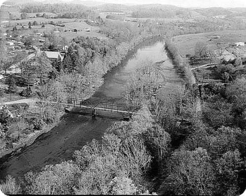 weaverbridge.jpg
This is the Riverside Bridge on Weaver Pike Road near Bluff City, TN.  This bridge was built in 1913.
