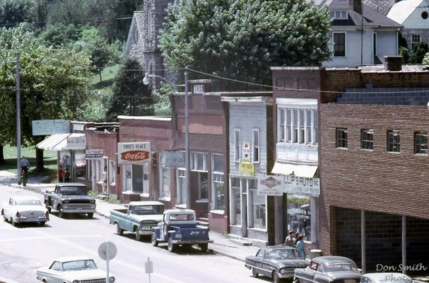 westmain91967.jpg
This Don Smith Photo was taken in September 1967.  [email]dsmith1043@comcast.net[/email]
