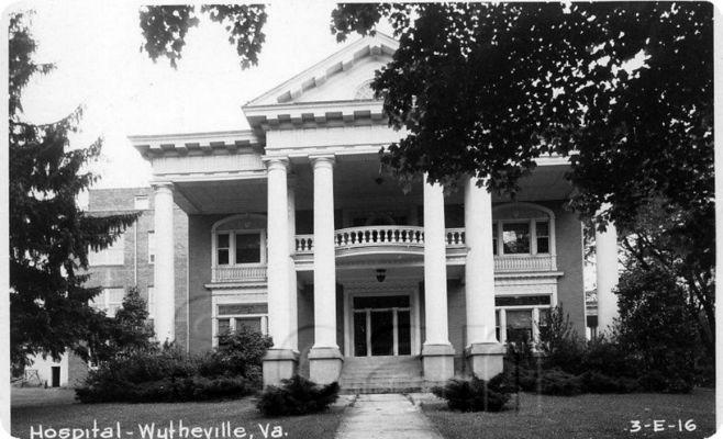 Wytheville - Wytheville Hospital
This is from a real photo postcard made in the 1930s.
